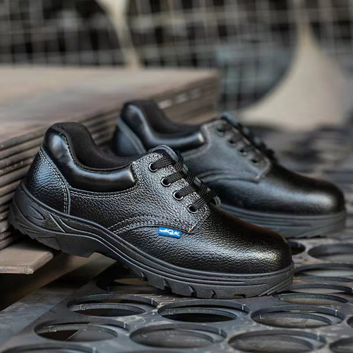 Breathable labor protection shoes for men, anti-smash, anti-puncture, protective steel toe safety shoes, anti-slip, wear-resistant, low-top work shoes