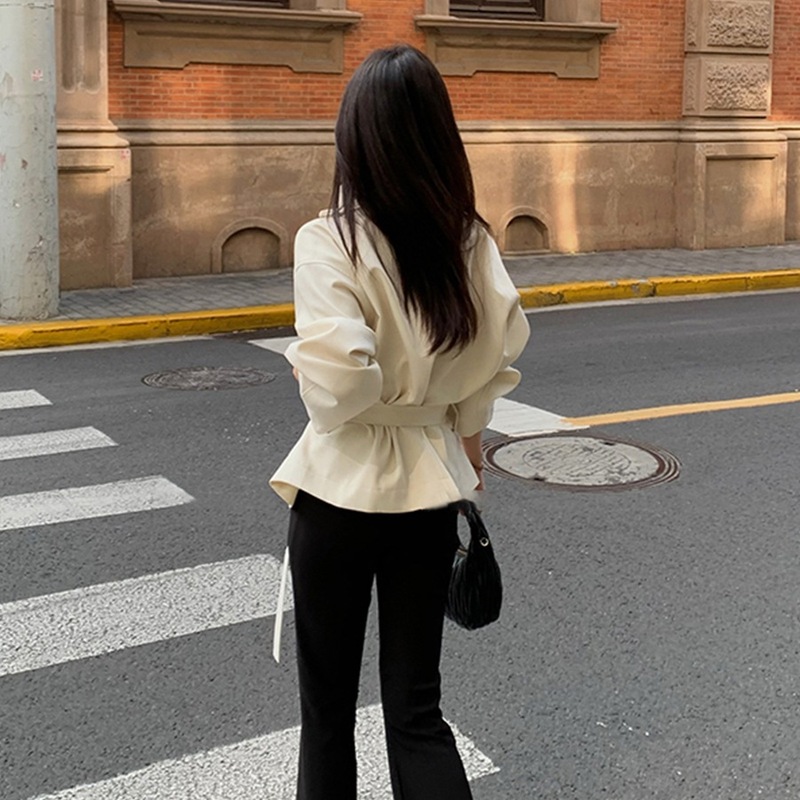 叮叮车LOSA ROSA白色立领短款风衣女秋季收腰宽松英伦风廓形外套|undefined