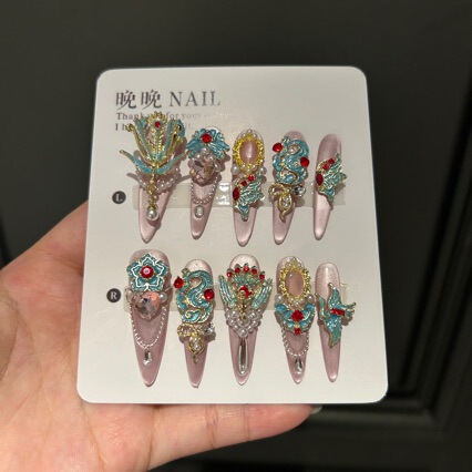 Handmade Luxury Wedding Nail Pieces with a High-End Feel, Long Style, Heavy Craftsmanship, Luxurious Fake Nails Handmade Luxury Wedding Nail Pieces with a High-End Feel, Long Style, Heavy Craftsmanship, Luxurious Fake Nails
