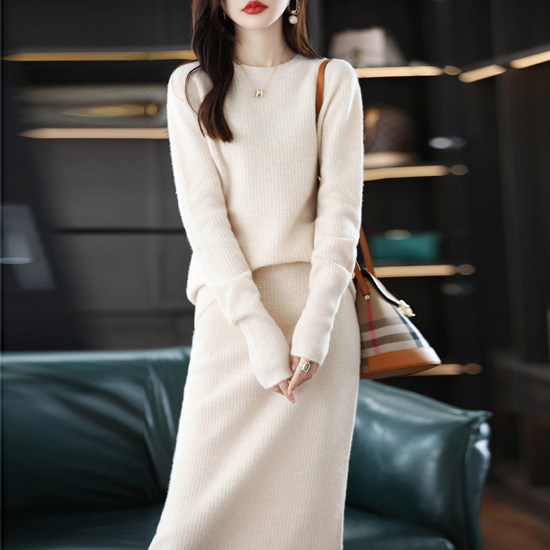 Korean Style Elegant Pure Wool Sweater Top + Skirt 2024 Early Autumn New Women's Two-Piece Knitted Sweater Set