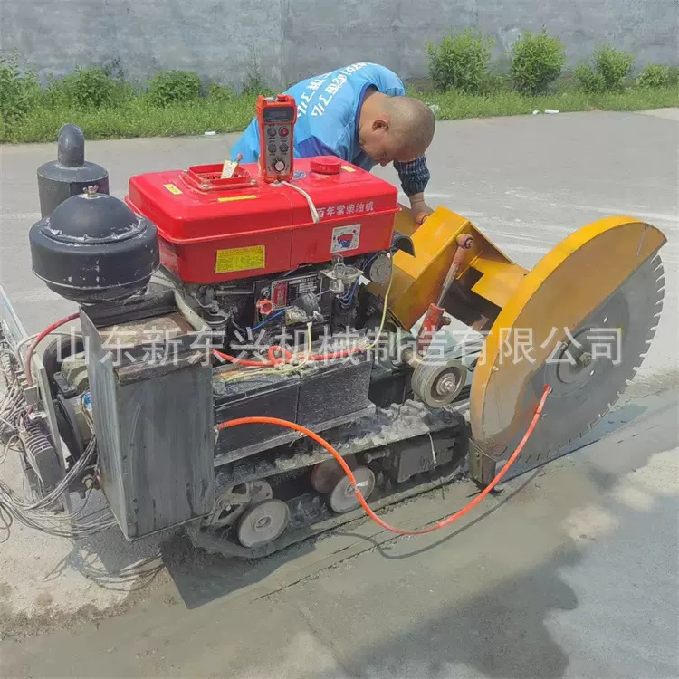 马路切割机全自动行走履带式大型水冷柴油混凝土路面切缝机开槽机
