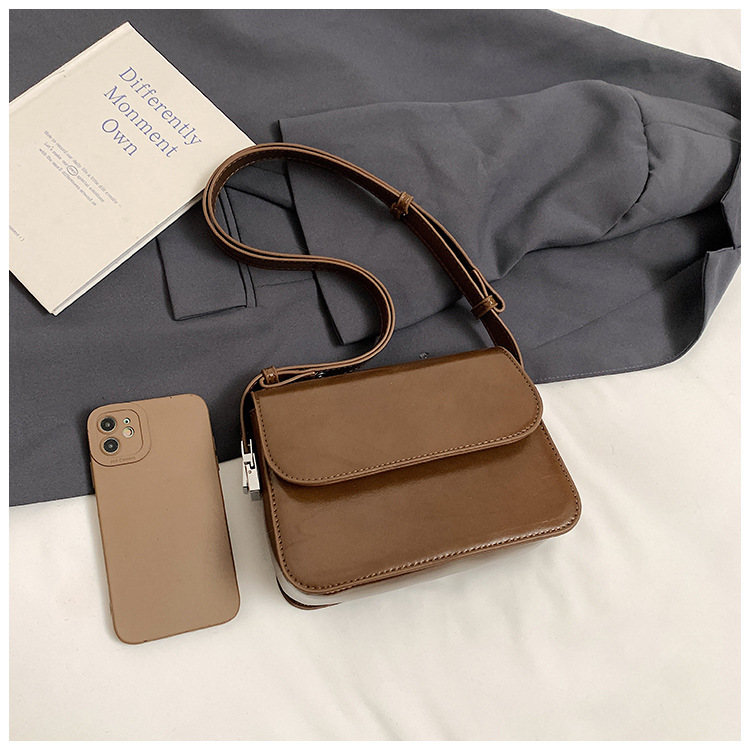 This year's popular small women's bags are the new 2024 trendy, versatile, simple and niche single-shoulder, underarm and crossbody bags Specification drawing