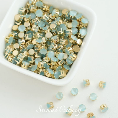 gold plated zircon beads | Zərgərlik ara hissələri - 5mmlight-ice-green-30-pieces