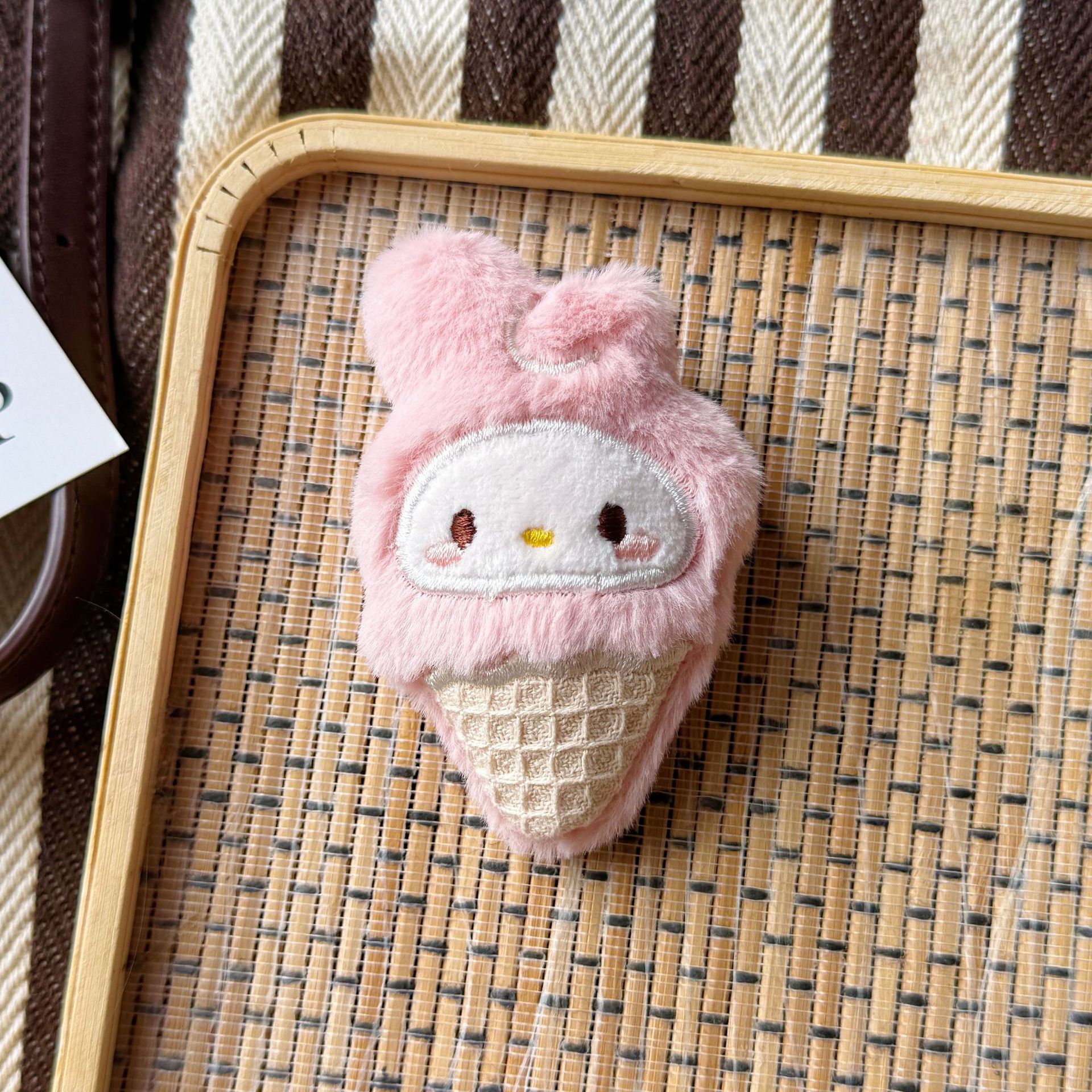 삐걱거리는 멜로디 콘 [8.5*5.5cm]