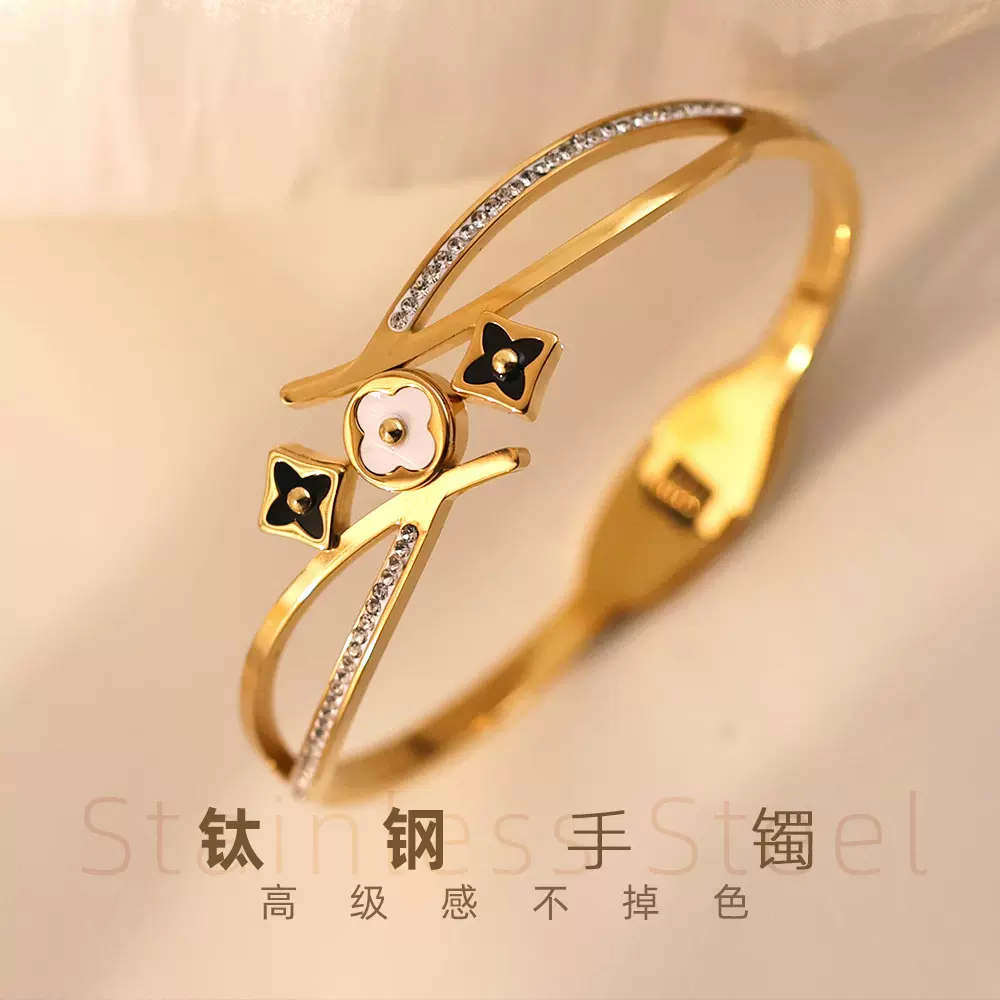 欧美跨境批發女式批发高级感不掉色饰品女电镀金色贝壳钛钢手镯