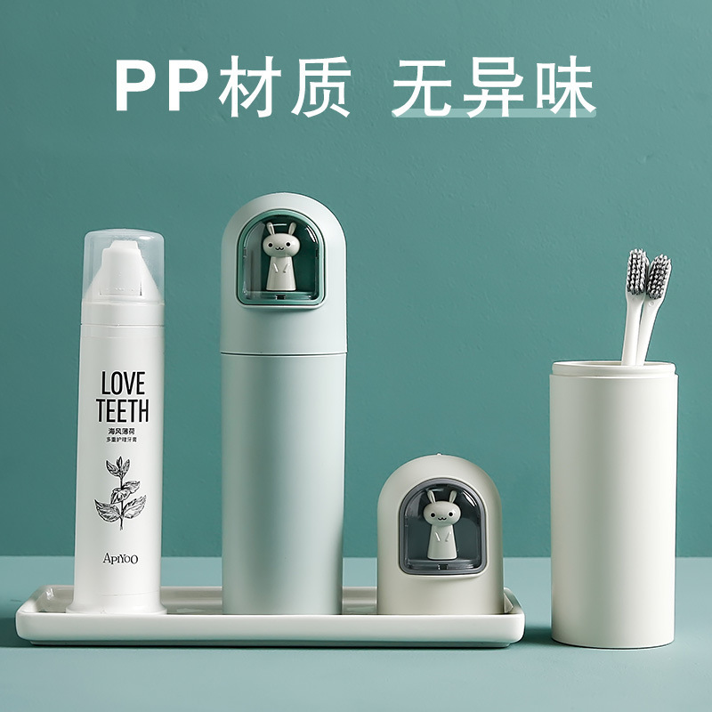 Mouthwash for home use for traveling