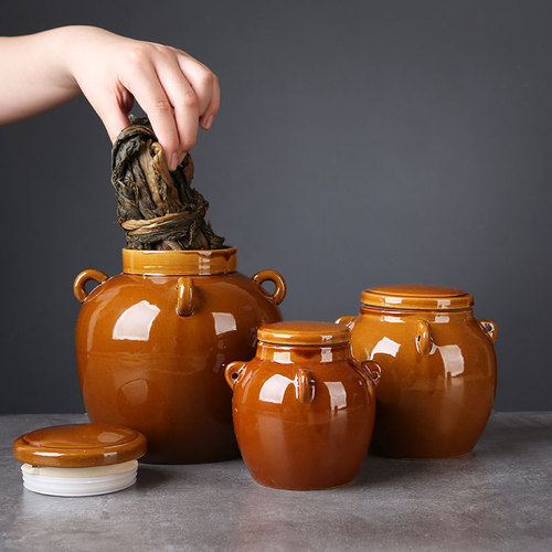Retro sealed ceramic honey jar, pickle jar, dry goods jar, grain storage jar, household pickle jar, pickle jar