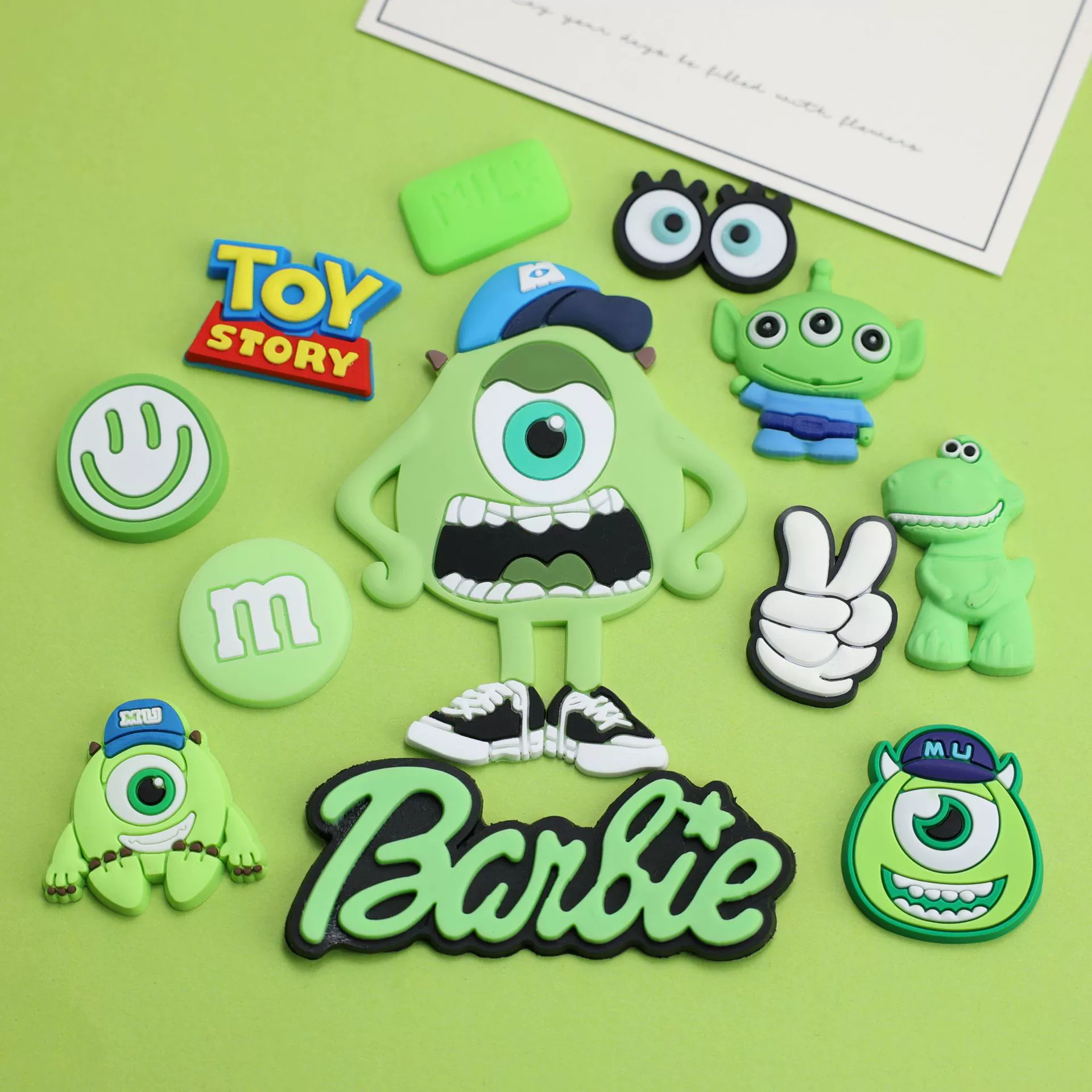 Большая История игрушек, одноглазые Мультяшные гибкие клеевые детские сандалии, аксессуары для тапочек, наклейки на чехол для телефона своими руками