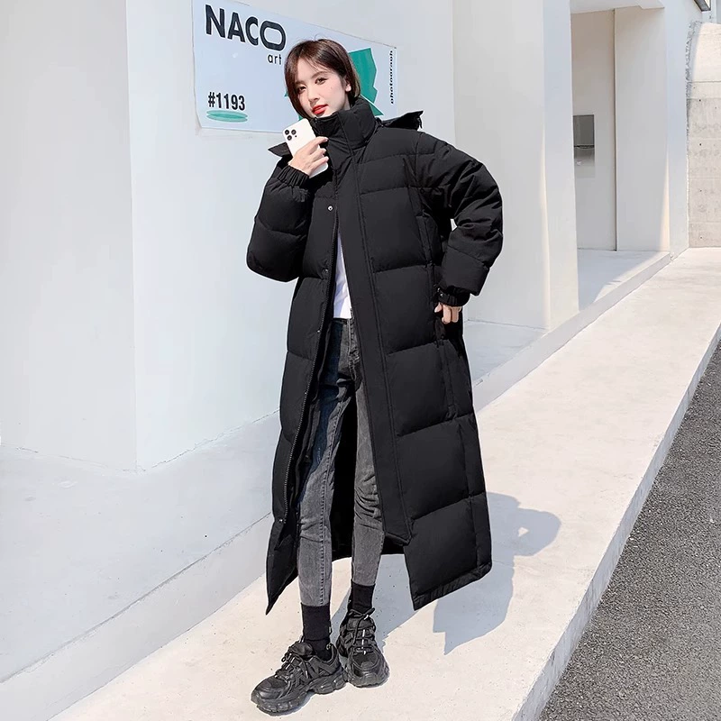 Оптовые женские длинные пуховые куртки, унисекс удлиненные до колена, утепленные, зимняя коллекция 2025 года, новый стиль для пар.