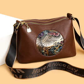 跨境复古文艺国风吉象压花斜挎包时尚大容量宽肩带单肩斜挎包包女