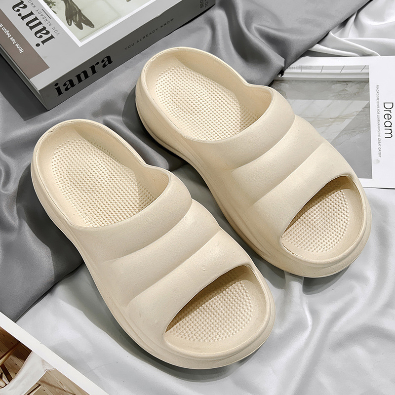 EVA fondo grueso pisar mierda sensación zapatillas caseras mujeres de verano baño interior ocio anti-deslizante zapatillas frías