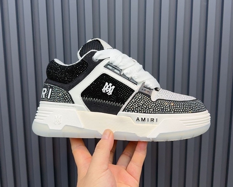 AM white black diamond