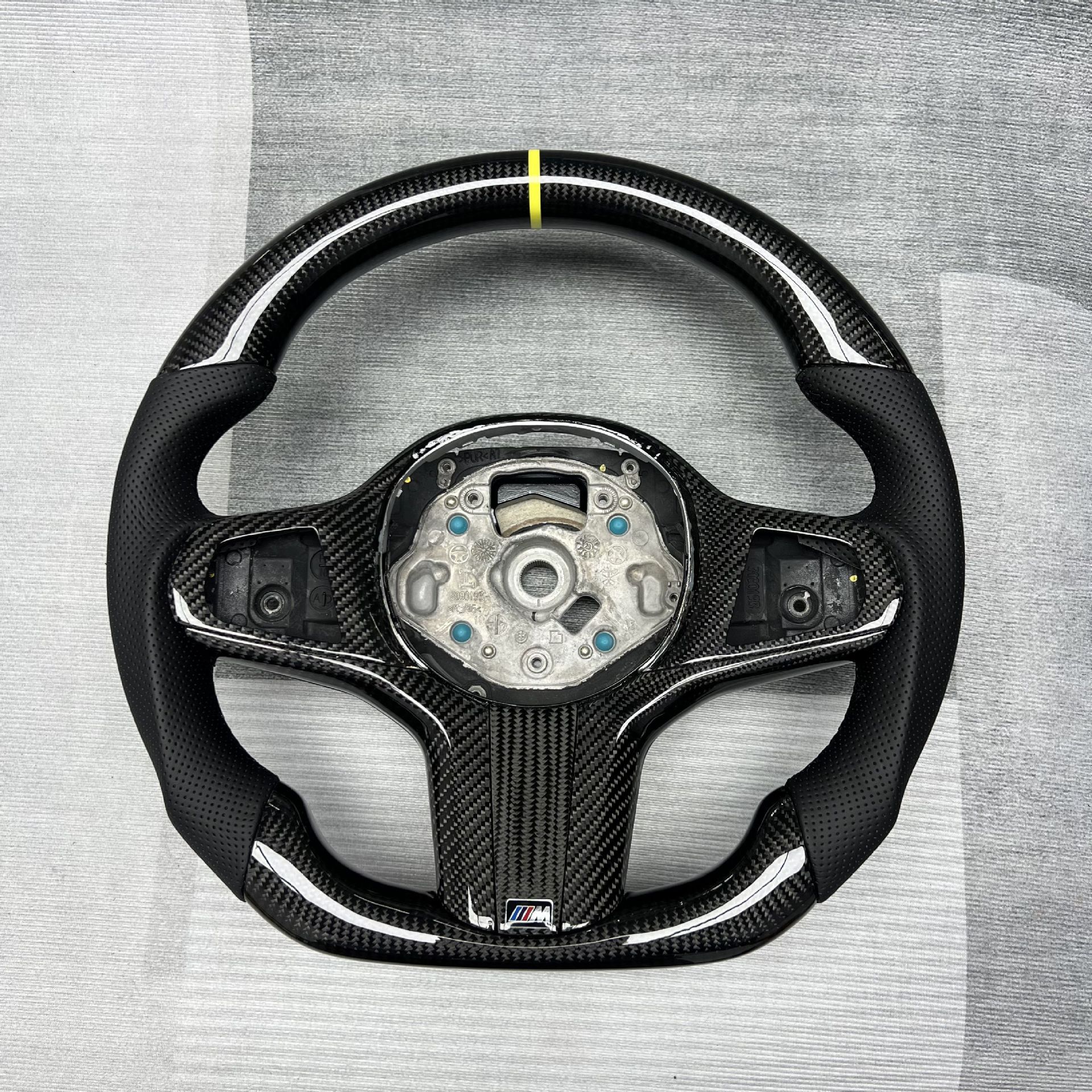 Suitable for Bmw Carbon Fiber Steering Wheel Processing and Customization, G38/G Chassis/Steering Wheel Full Series Upgrade Modification