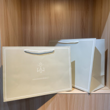 �Ϊ��Ĳ��l�����˲��Q���Y���ɫ�S�C �ͶY���ð��b��