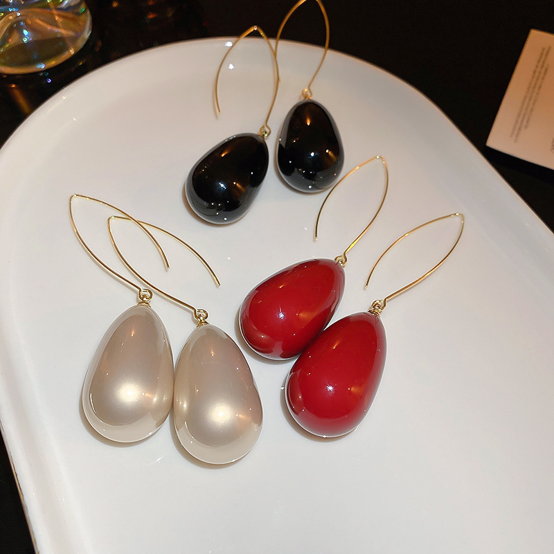 Pendientes de gancho con perlas de imitación en forma de gota de agua, estilo retro simple, moda francesa, versátiles, elegantes, de alta gama para mujer.