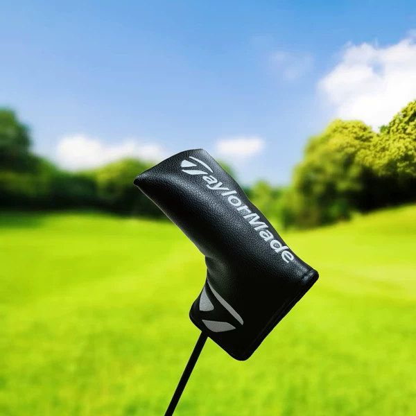 Black putter cover (magnet closure)