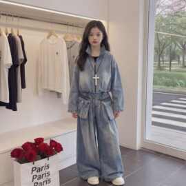 女童牛仔套装2026年新款儿童烫钻拉链外套长裤设计感春秋装两件套