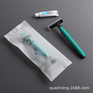 Hotel Toiletries, Hotel Rooms, B&B Bathhouses, Shaving Equipment, Disposable Razors, Wholesale
