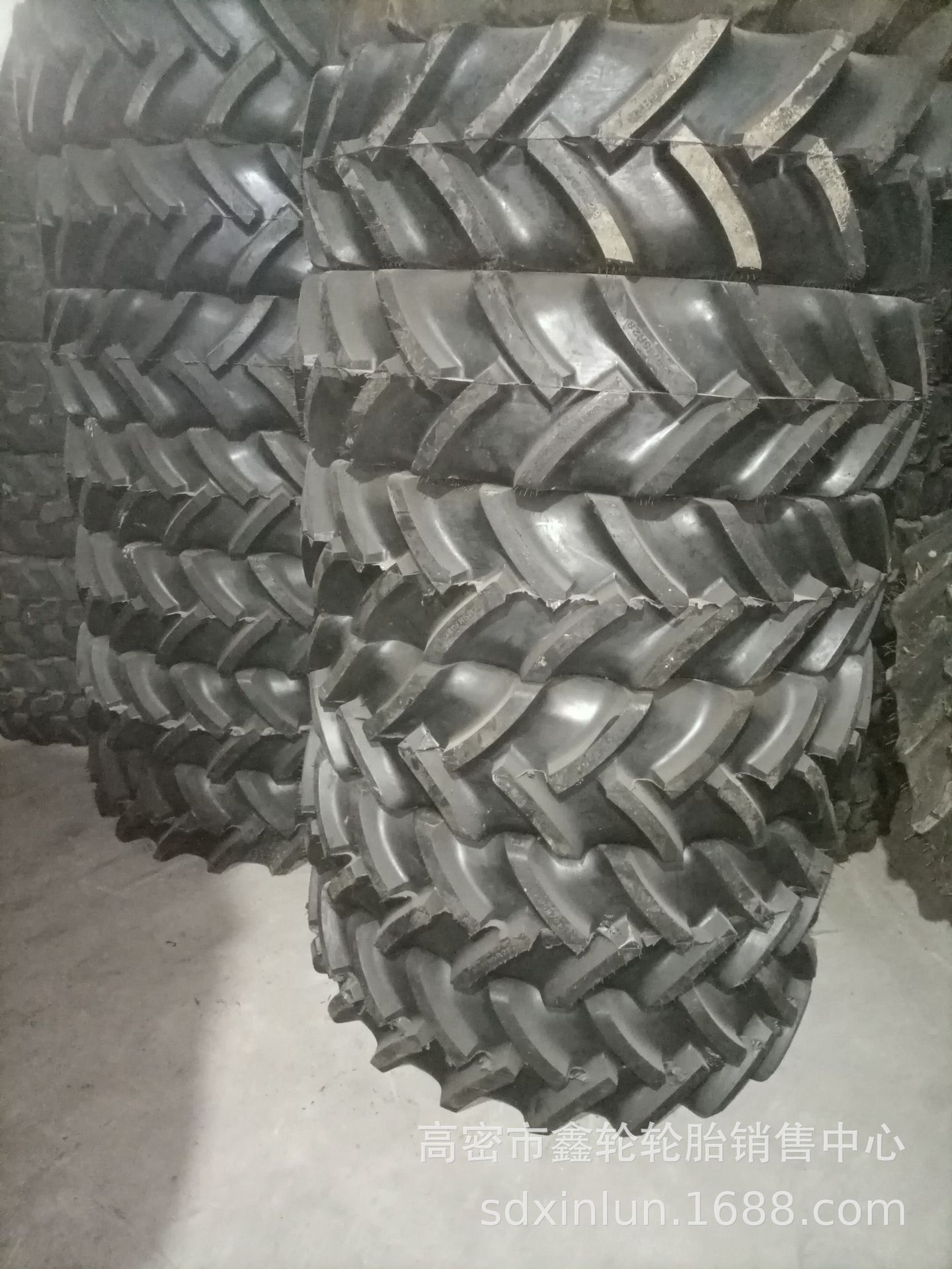 供应520/85R38 620/75R26 280/340/420/85R24R28R38拖拉机轮胎