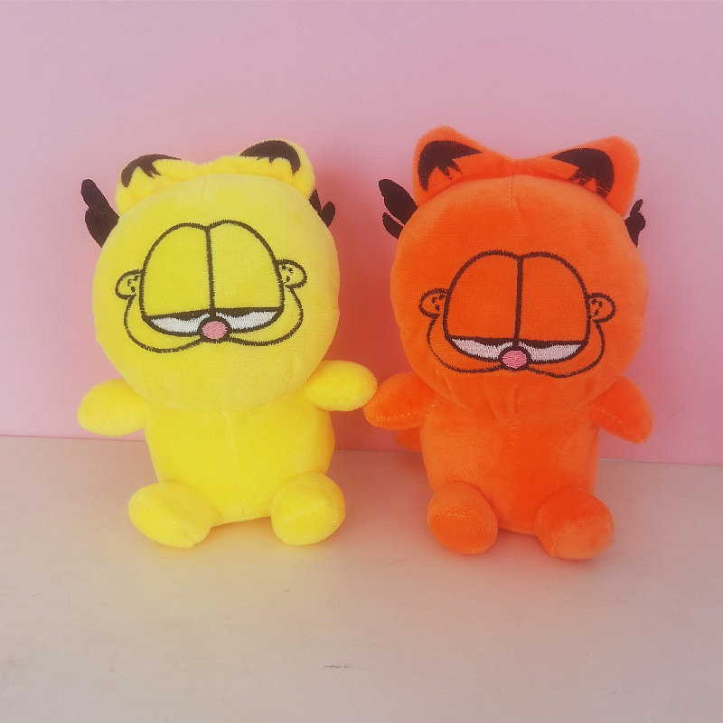 Fábrica al por mayor de 8 pulgadas máquina de agarre muñeca muñeca boda lanzamiento anillo de regalo muñeca puesto de peluche boutique de juguetes de peluche