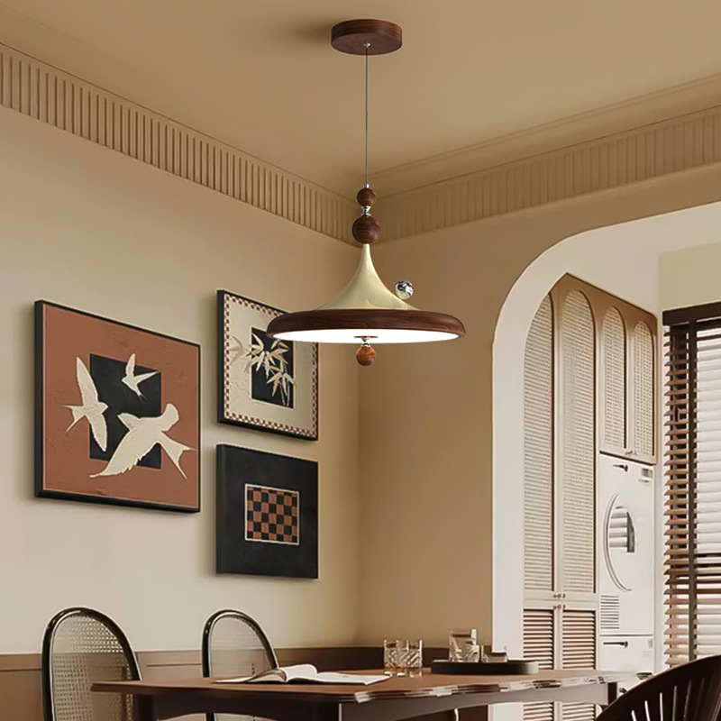 Personalidad creativa de estilo medieval armilla de restaurante candelabro color nuez candelabro de isla de espectro completo LED candelabro de hierro forjado