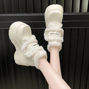 2024 new fleece-lined warm wool plush hook and loop thick bottom heightening small leather shoes women's versatile muffin casual cotton shoes