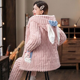 �������Ӽӽq�Ӻ�A��˯��Ůʿ�ӽq��ů���bɺ���q�Ҿӷ��⴩���\