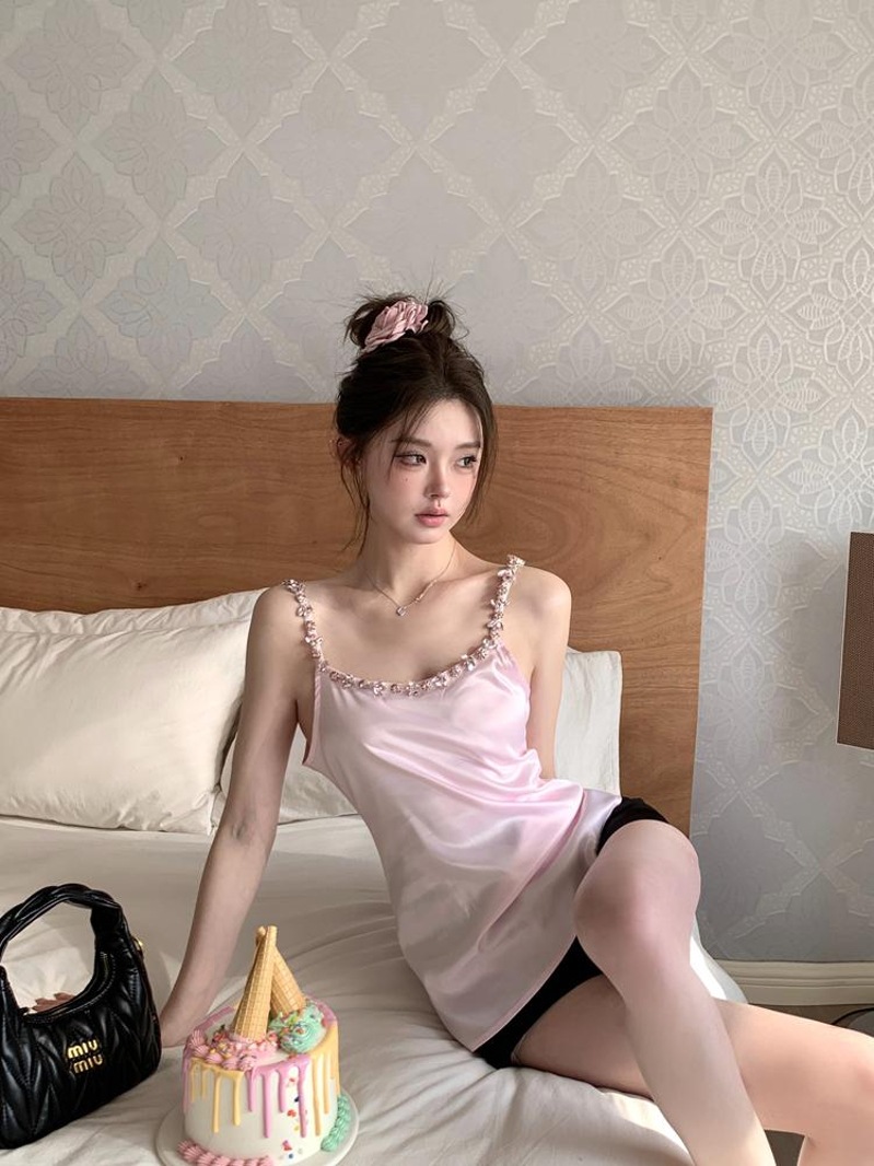 Pure Desire Girl's Heart Camisole Spring Inlaid Pink Gem Camisole Graceful Vest For Women