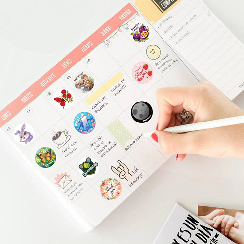 A set of 100 cross-border cartoon animal stickers for children's reward, hand diary supplies DIY stationery notebooks decoration tape