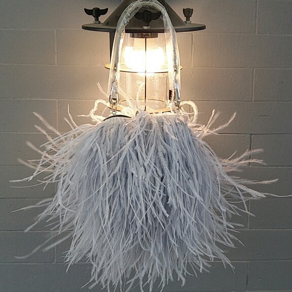 2020 nicho marca de moda Bolso de piel maquillaje casual belleza lápiz labial bolso de mujer entrega de una pieza