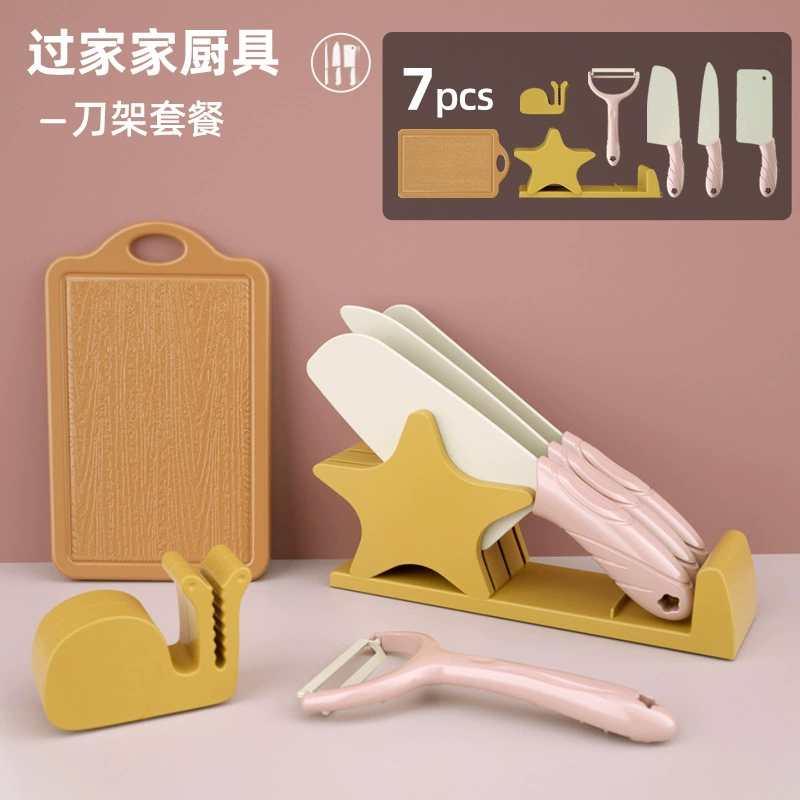 Family toy, electric lightweight set, spray, realistic kitchenware, sound effects