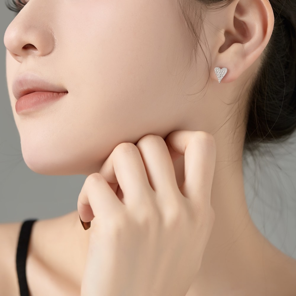 3g Weight 925 Sterling Silver Ear Needle Material 18K Gold Plated Plating Material Ear Studs Classification 1 Pair Quantity Daily Occasion 925 Sterling Silver Material Heart Shape Pattern Women's Gender IG Style Style 1 Pair 18K Gold Plated 925 Sterling Silver Heart Shape Ear Studs 4