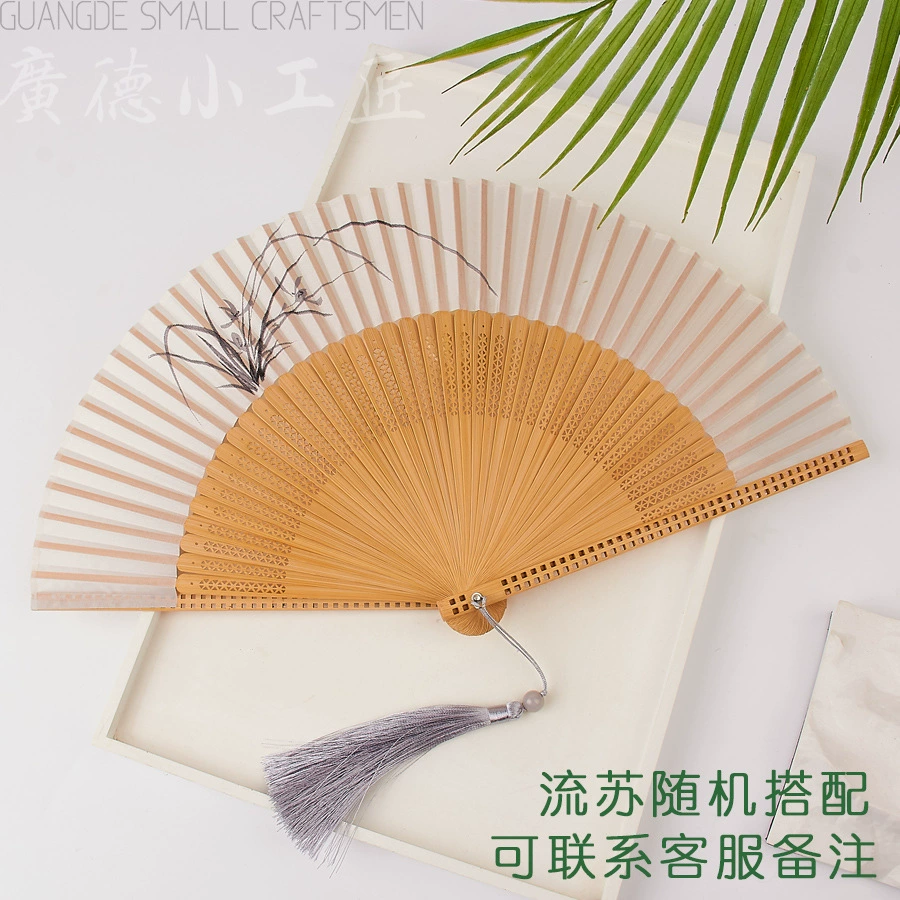 Round Handheld Fan, Chinese Style Hanfu/Cheongsam, Bamboo Ribs with Tassel, Lightweight 0.035 kg
