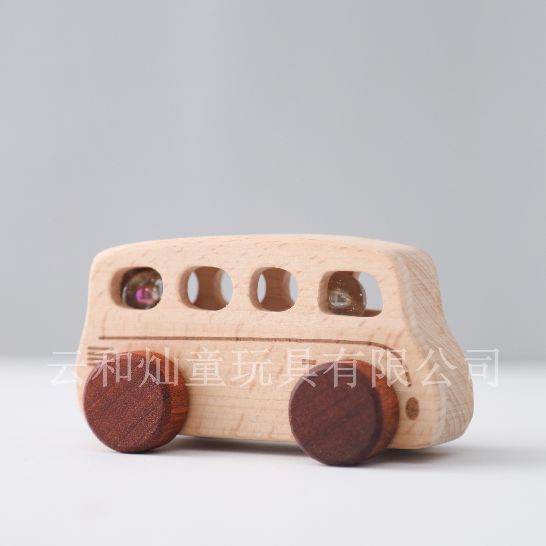 Juguetes educativos transfronterizos para niños, carros de autobús con bolas de madera, juguetes de confort para bebés, pueden morder carros de madera