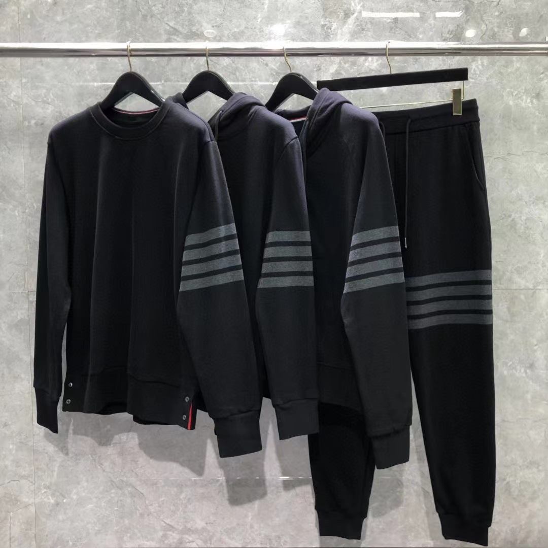 (2개) 공장 직접 TB 톰 가을 및 겨울 새로운 클래식 4 바 원사 염색 크루 넥 스웨터 지퍼 후드 캐주얼 세트