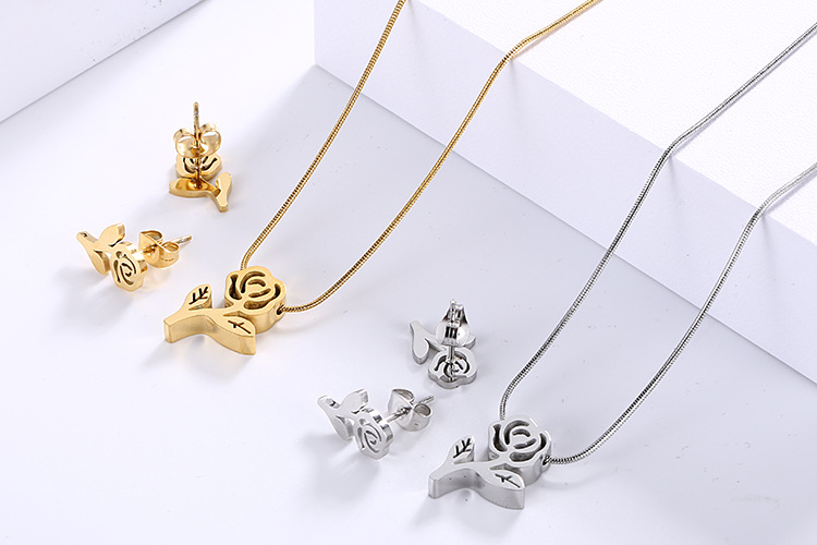Wholesale Fashion Creative Rose Flower Snake Chain Stainless Steel Women Earrings Necklace Set