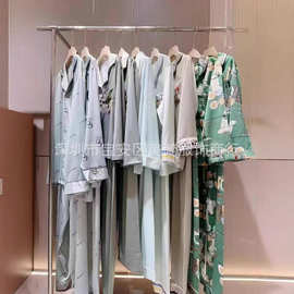 佳芝丰家居服桑蚕丝冰丝大码撤柜时尚睡衣品牌折扣女装尾货批发