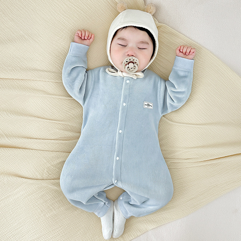 Baby overcoat otoño y invierno ropa recién nacida para hombres y mujeres gruesa y terciopelo para niños pequeños para mantenerse cálidos fuera de la ropa de invierno de bebé image 8