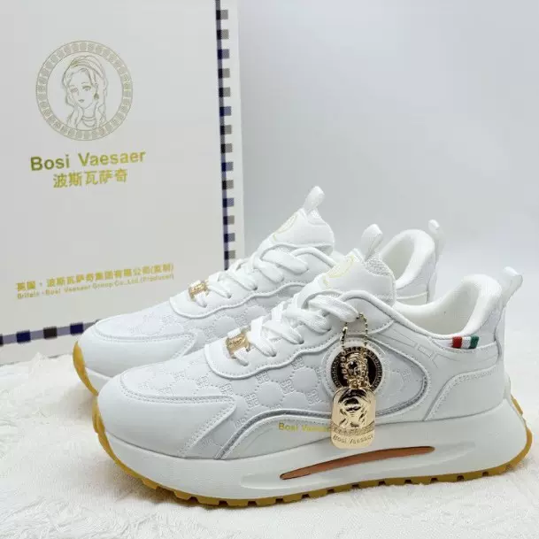 外贸跨境休闲运动鞋女四季经典单鞋皮面百搭轻奢时尚百搭防滑跑鞋