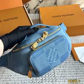 驴家2025新款丹宁牛仔棋盘格男士胸包腰包单肩斜挎包经典时尚饺子