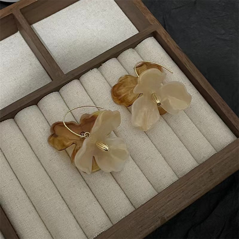 Geométrica floral diseño auriculares estilo retro moda auriculares ganchos de estilo dulce nicho diseño de joyas de auriculares de estilo universal