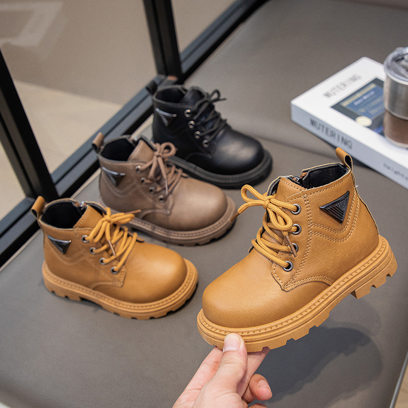 Nouvelles chaussures d'automne 2024, bottes courtes en cuir pour hommes et femmes Martin pour enfants, bottes jaunes pour bébé_voghion.com