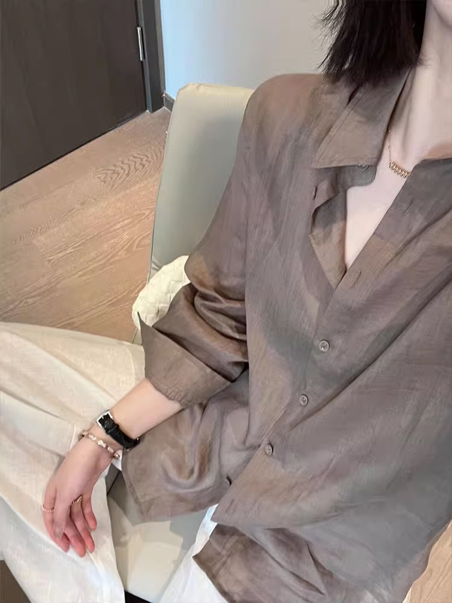 Áo sơ mi linen nữ phong cách cổ điển thiết kế rộng rãi chống nắng mùa hè — Màu cà phê khói