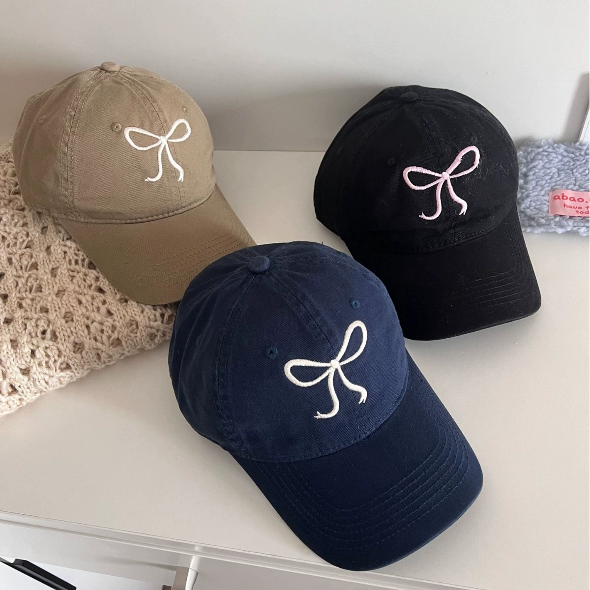 Quality retro cute baseball cap with bow, with embroidery