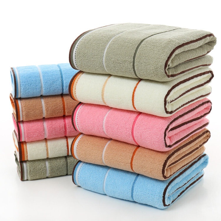 Cotton Bath Towel, Thickened and Enlarged, Cotton Wrap-Around Bath Towel for Adults, Men and Women, Couples, Absorbent, Suitable for Home and Hotel Use, Large Towel Cotton Bath Towel, Thickened and Enlarged, Cotton Wrap-Around Bath Towel for Adults, Men and Women, Couples, Absorbent, Suitable for Home and Hotel Use, Large Towel