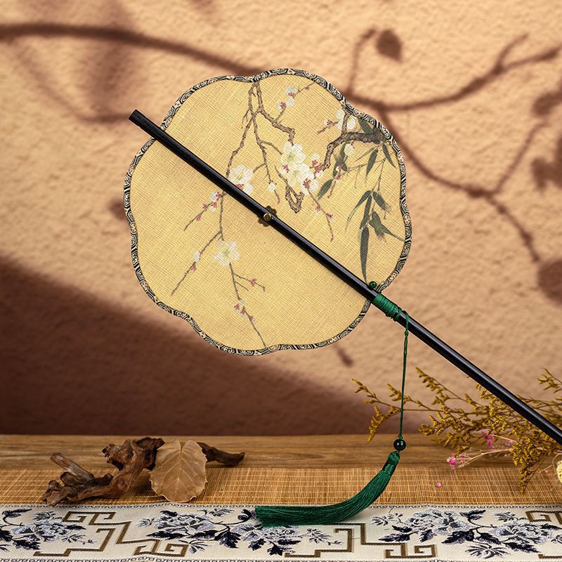 Ventilador de cintura plegable de estilo antiguo, bambú, flecha, traje de Han, cheongsam, falda de caballo, espectáculo fotográfico, regalo de estilo nacional, portátil