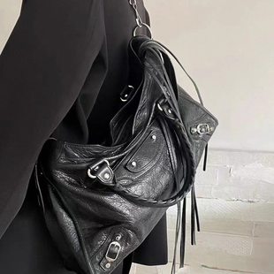 Capacious handheld trend one-shoulder bag, high-quality style
