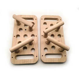 跨境木质攀岩钉钉板板壁挂式攀岩板室内健身训练板臂力训练板