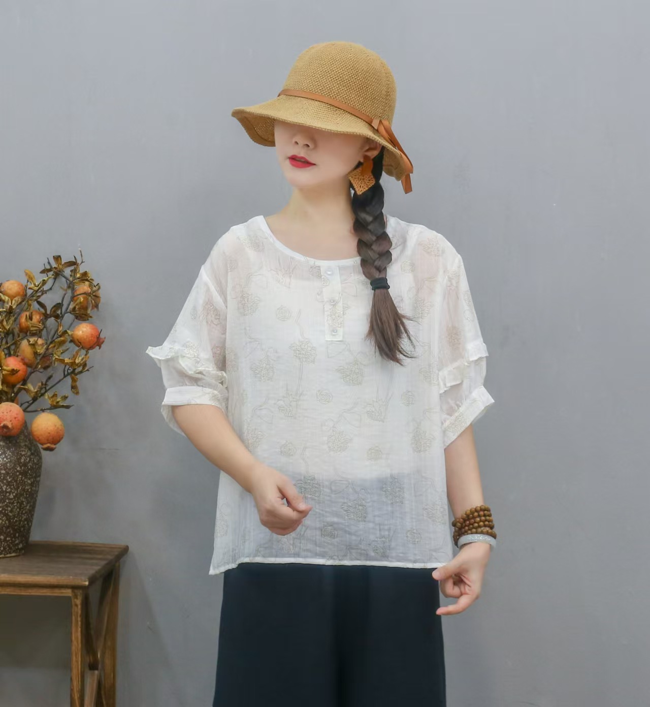 Transfronterizo 2025 primavera y verano nuevo estilo chino de ropa de mujer camiseta estampada mangas de linterna camiseta de mujer collar redondo literatura y arte image 6