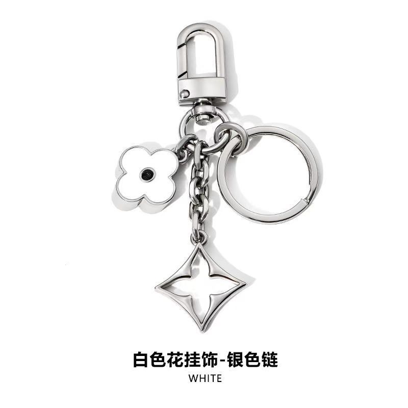 メーカー卸売新しいキーホルダーペンダントバッグ四つ葉のクローバーペンダント変換ペンダントクリエイティブ小さなギフトペンダント|undefined